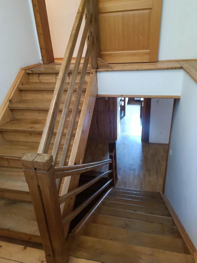 A Pousada Valvasorjev Dom Pod Stolom Zirovnica Exterior foto